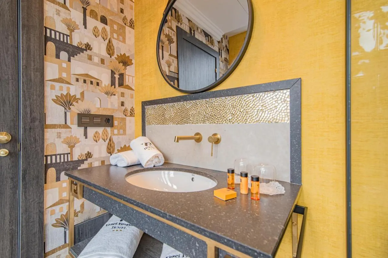 Hotel Vesci Faventia à Huétor-Tájar